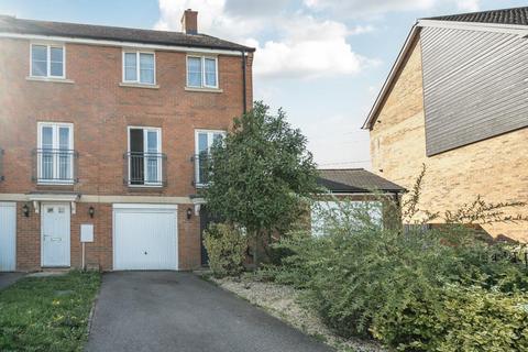 4 bedroom semi-detached house for sale, Noble Crescent,  Berryfields,  HP18