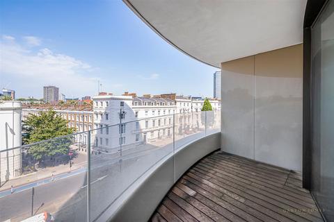 undefined, Riverwalk, 161 Millbank, Westminster, London, SW1P