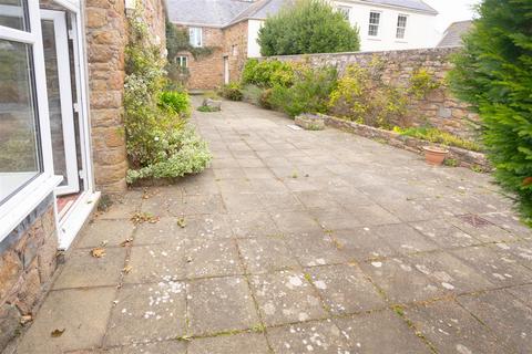 3 bedroom house to rent, La Rue Sorel, St John JE3