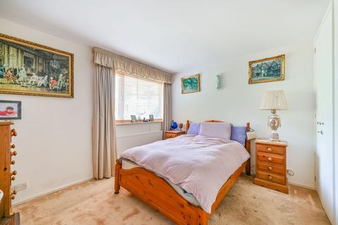 Flat 1, Ridge House Morecoombe Close, Kingston Upon Thames, KT2 7JQ