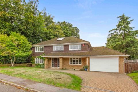 5 bedroom detached house for sale, Magnolia Dene, High Wycombe HP15