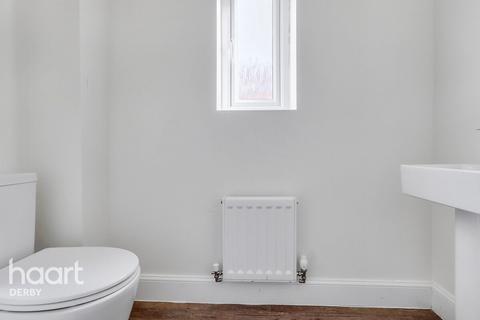 3 bedroom end of terrace house for sale, Harthill Road, Stenson Fields