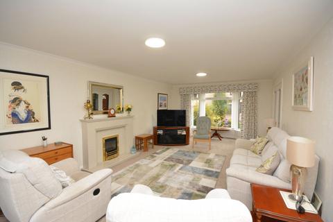 4 bedroom villa for sale, Woodside Grove, Larbert, FK5