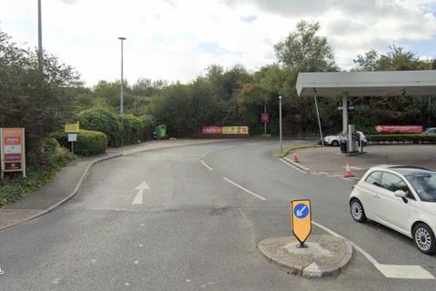 undefined, Long Drive, Ruislip HA4
