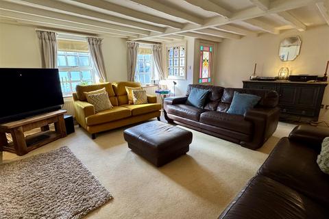 undefined, Wexham Street, Beaumaris