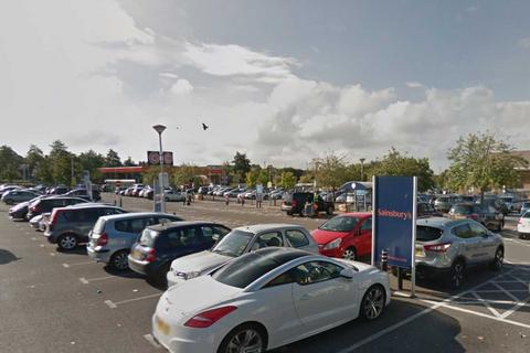 undefined, Kiln Lane, Epsom KT17