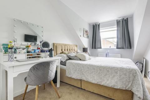 undefined, Walnut Close,  Wokingham,  RG41