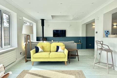 undefined, Crescent Rise, Constantine Bay, PL28