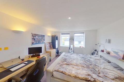 4 bedroom terraced house to rent, *£146pppw excluding bills!* Terrace House, The Park Estate
