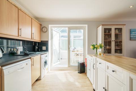2 bedroom end of terrace house for sale, Empson Walk, Lee-on-the-Solent, Hampshire, PO13