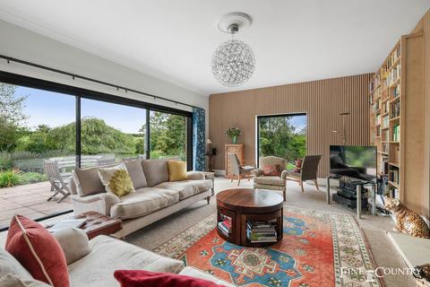 4 bedroom detached bungalow for sale, Glaston
