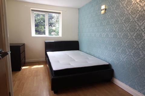 1 bedroom ground floor flat to rent, Monthermer Rd, Cardiff CF24