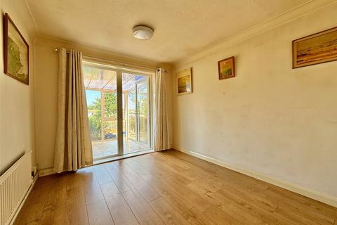 3 bedroom bungalow for sale, Pinewood Close, Eastbourne, East Sussex, BN22