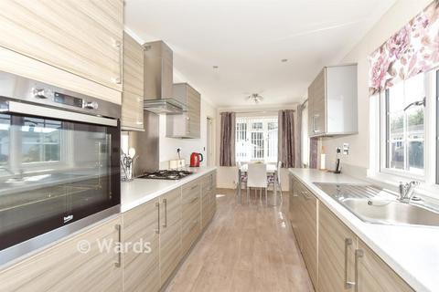 2 bedroom park home for sale, Oatfield Way, Hythe, Kent