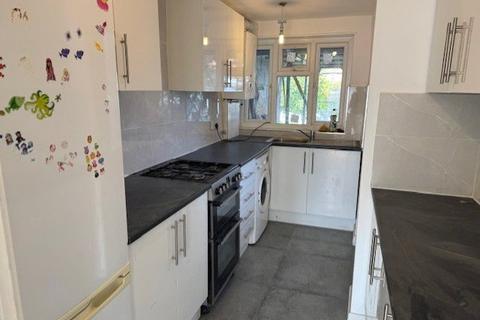undefined, Lee Road, Perivale, UB6