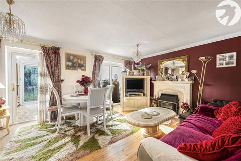 3 bedroom semi-detached house for sale, Windermere Close, West Dartford, Kent, DA1