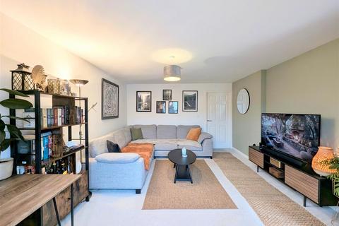 2 bedroom semi-detached house for sale, Marshall Way, Bilbrook, Wolverhampton