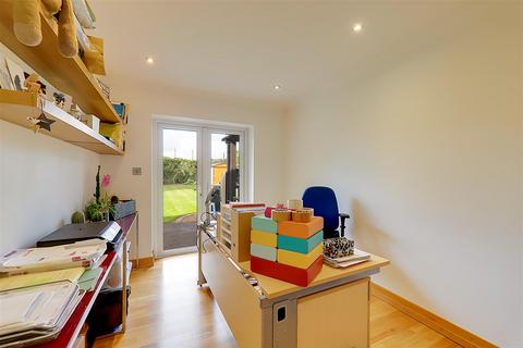 undefined, Upper Brighton Road, Charmandean, Worthing, BN14 9HY