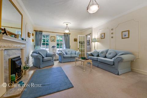 11 Shenstone Park, Sunninghill, Ascot, SL5 7RE