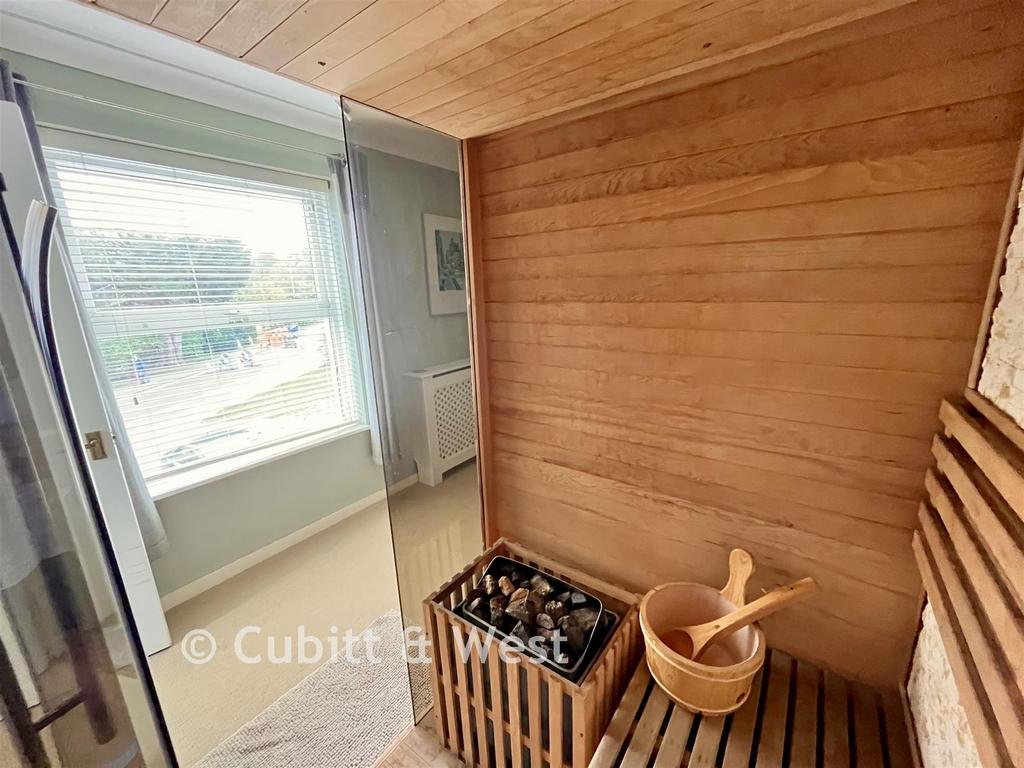 Bedroom 3/Sauna