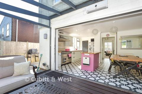 undefined, Estcots Drive, East Grinstead, West Sussex