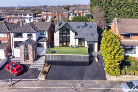Kingsley Close, Ashton-under-Lyne, Greater Manchester, OL6