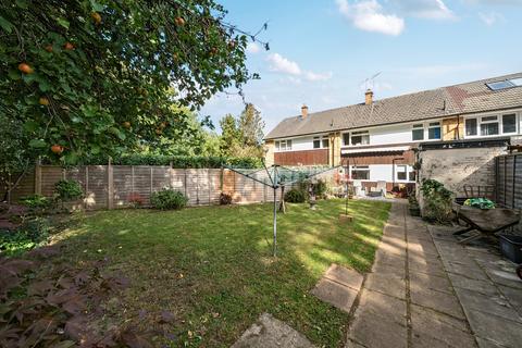 3 bedroom terraced house for sale, Felland Way, Surrey RH2