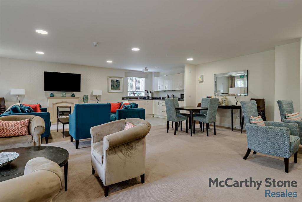 Homeowners Lounge