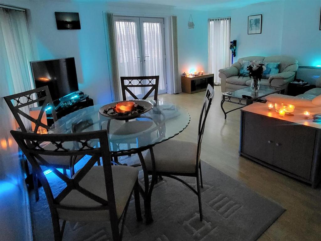 Living Room night.jpg