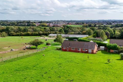 undefined, Bumble Hole Lane, Dodford, B61