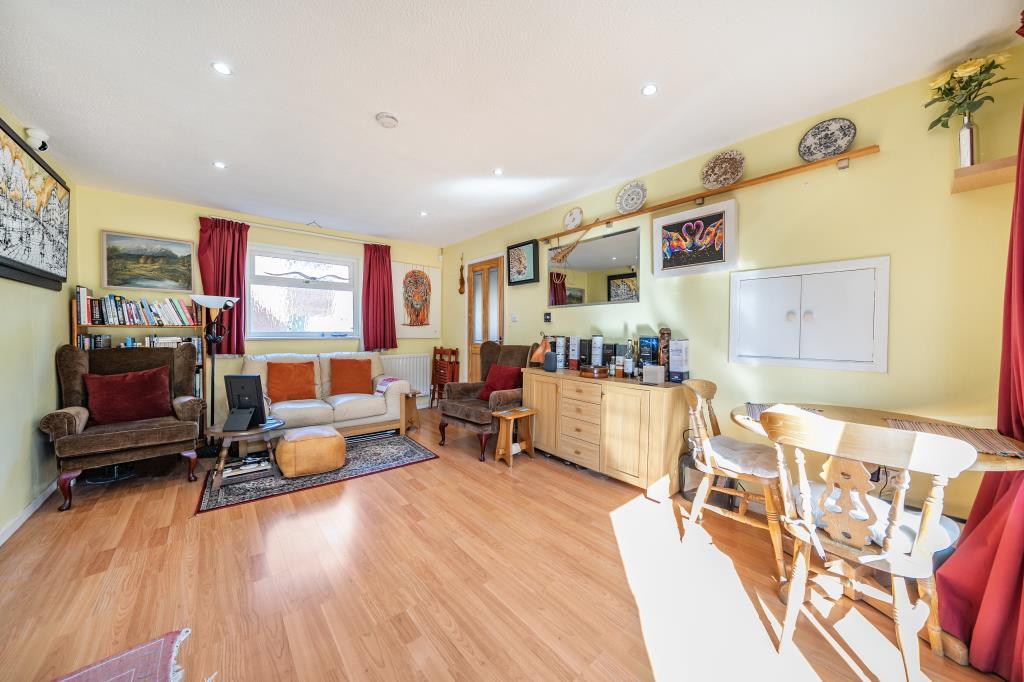 Living/Dining Area