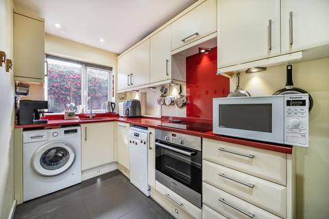 undefined, Slough,  Berkshire,  SL2