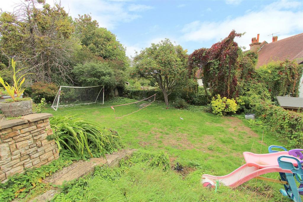 Garden-b.JPG