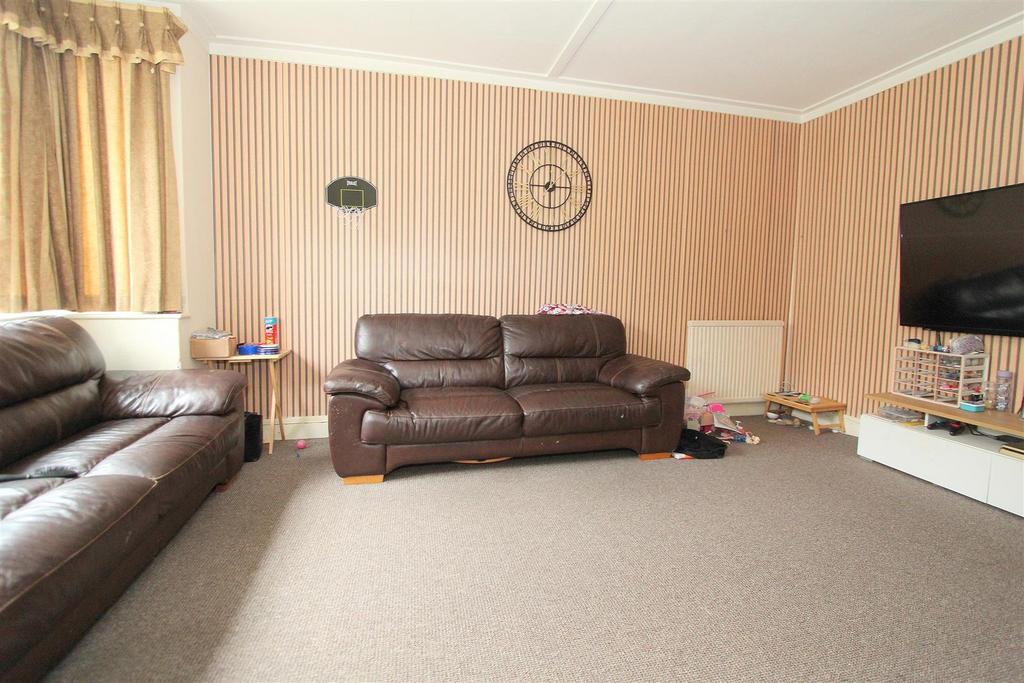 Lounge.JPG
