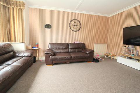 undefined, Woodcote Grove Road, Coulsdon CR5