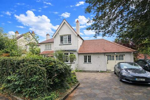 undefined, Woodcote Grove Road, Coulsdon CR5
