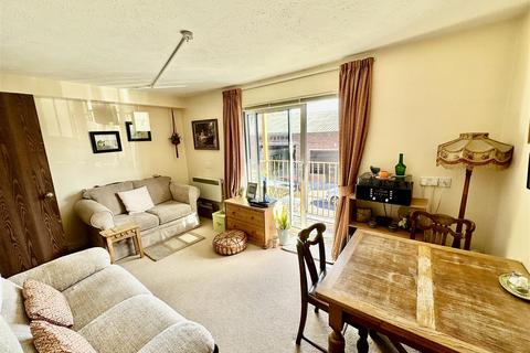 undefined, Porchester Court, Leigh on Sea
