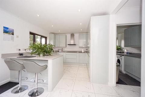 5 bedroom detached house for sale, Lower Glen Road, St. Leonards-On-Sea