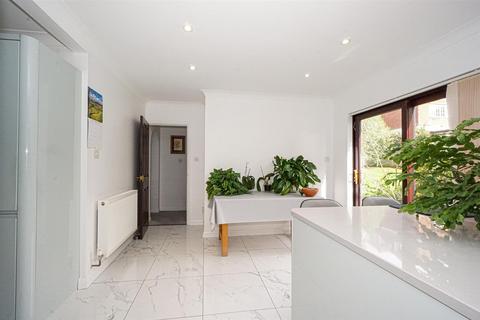 undefined, Lower Glen Road, St. Leonards-On-Sea