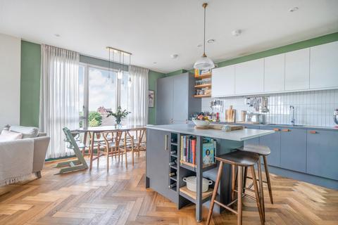 2 bedroom apartment for sale, Harold Road, London