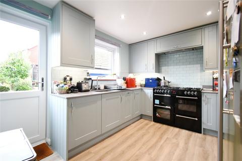 4 bedroom detached house for sale, Middle Mead, Hampshire RG27
