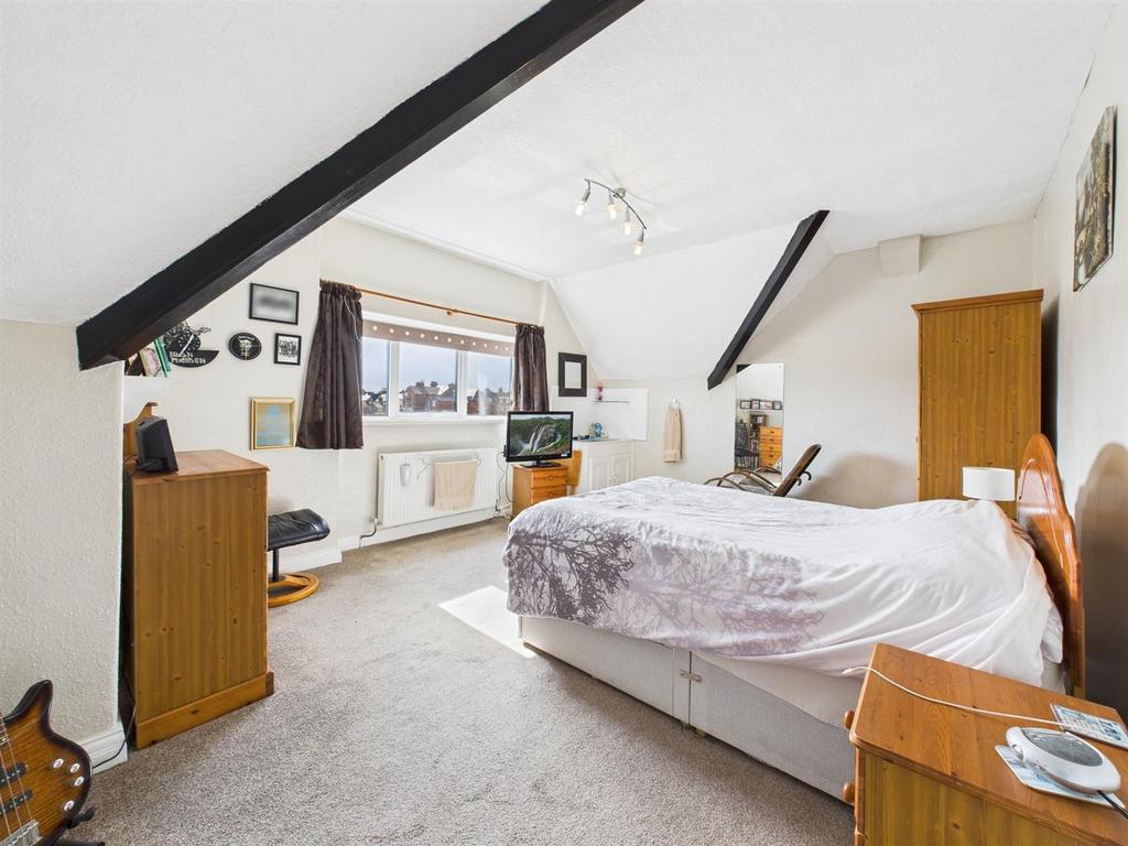 Bedroom: