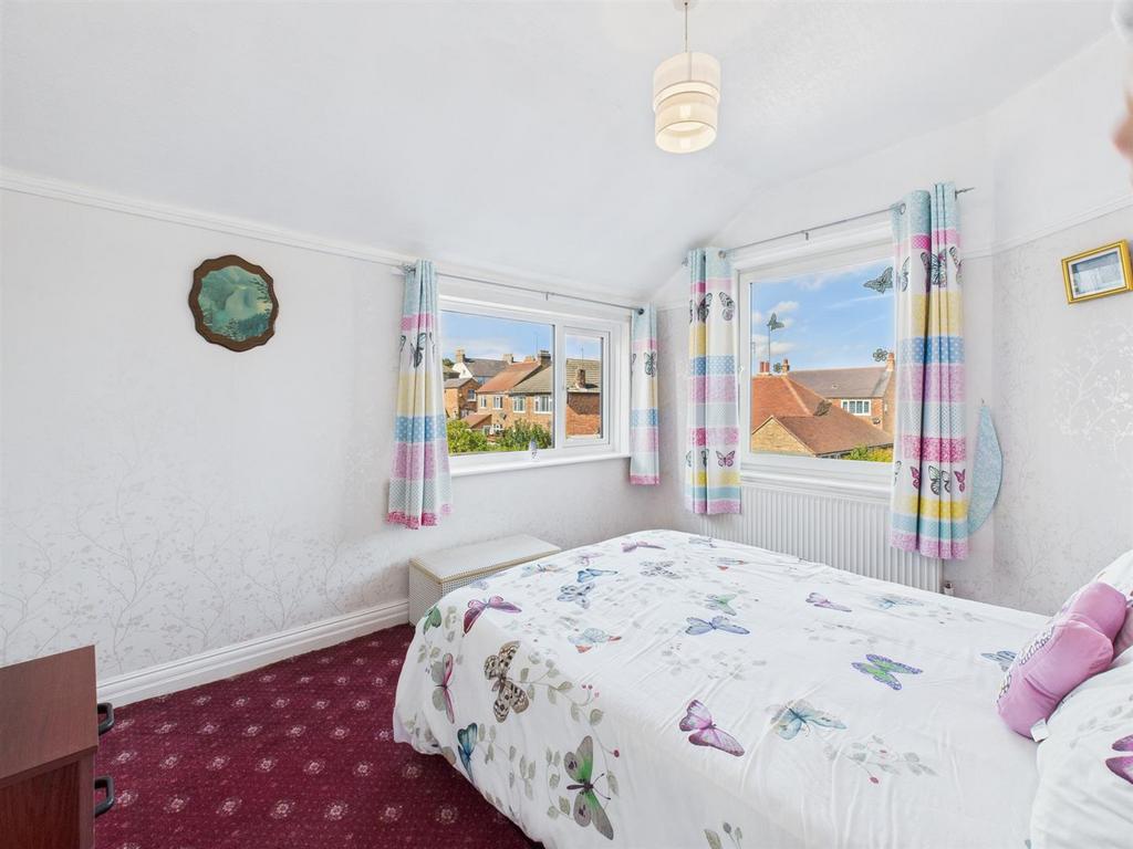 Bedroom:
