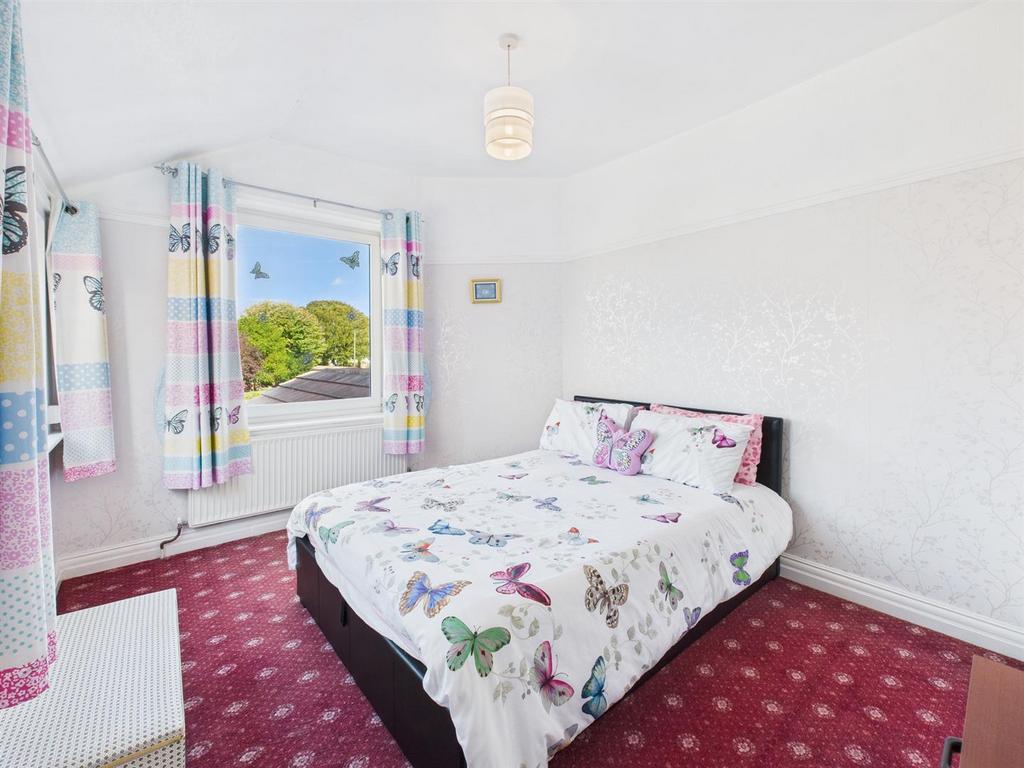 Bedroom: