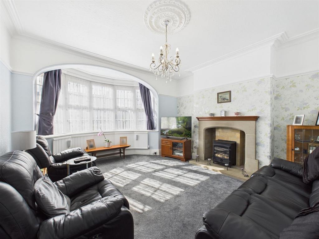 Lounge: