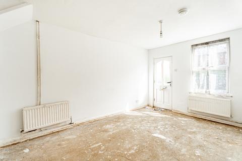 2 bedroom terraced house for sale, Lattimore Road, Hertfordshire AL1