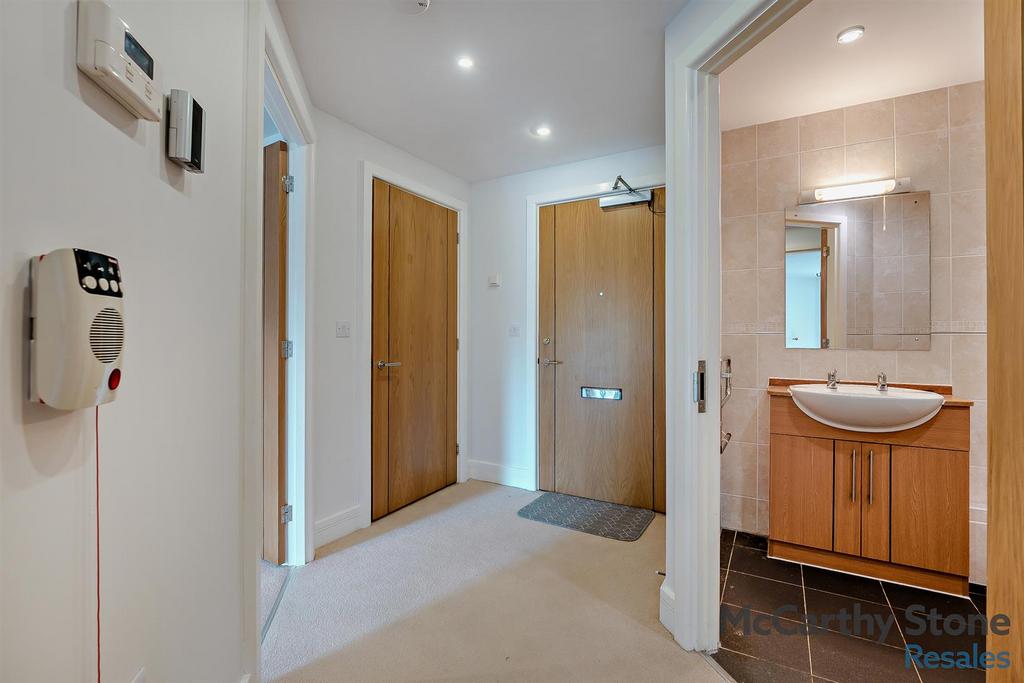 8662377-interior12-800.jpg
