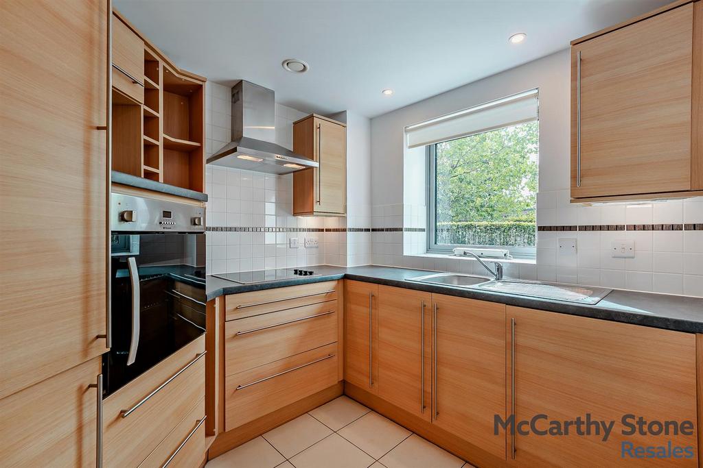 8662377-interior03-800.jpg