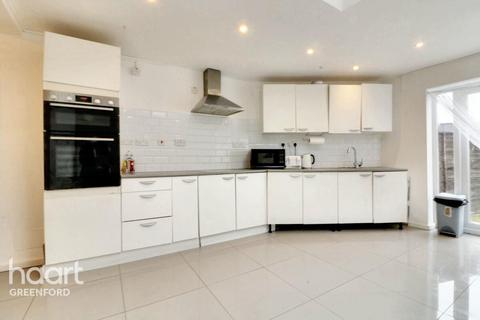 undefined, Kelvin Gardens, Southall