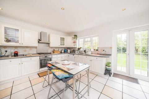 undefined, Dickerage Road, Kingston Upon Thames KT1